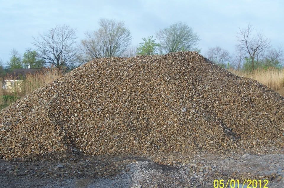 #4 gravel pile